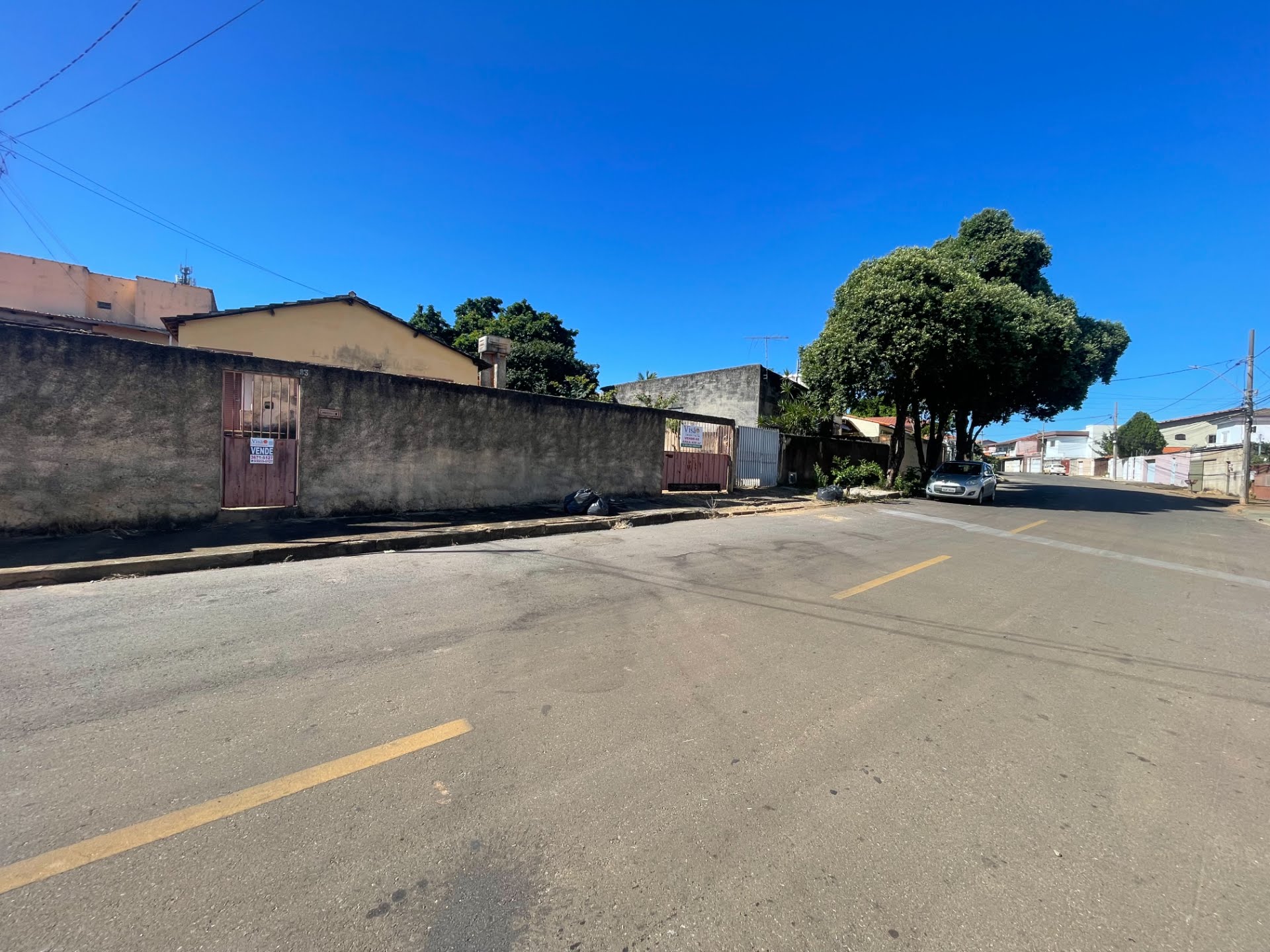 Terreno à venda com 430m² de terreno no Alto do Corrego, Paracatu — foto principal