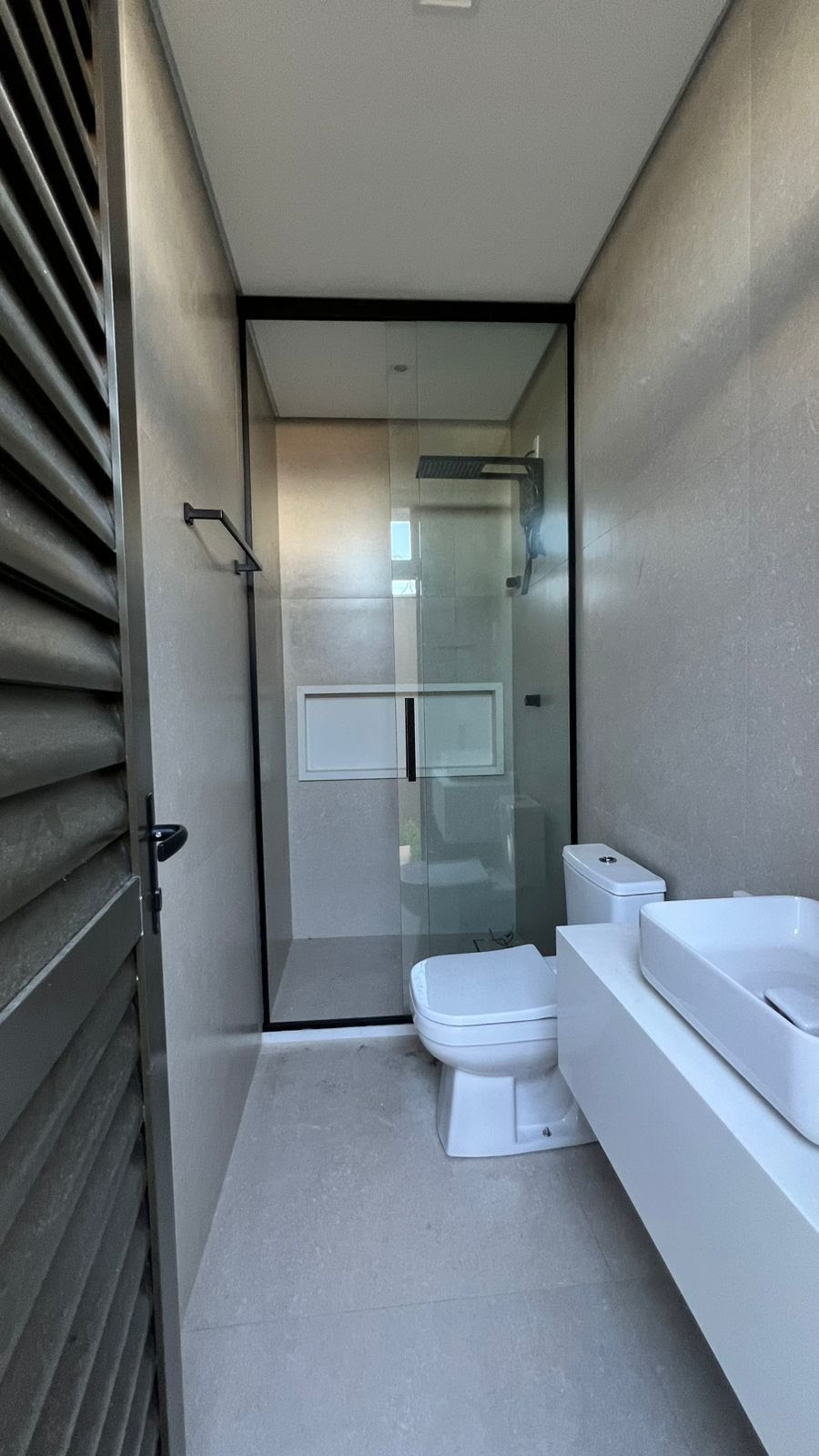 Casa à venda com 4 quartos, 3 suítes, 4 vagas e 268m² no Sim, Feira de Santana (BA) — foto 12 de 25