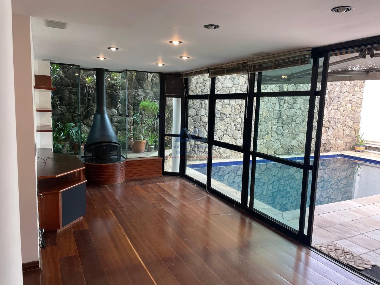 Casa à venda com 4 quartos, 2 suítes, 4 vagas e 585m² no Vila Santo Estefano, São Paulo (SP) — foto 9 de 30