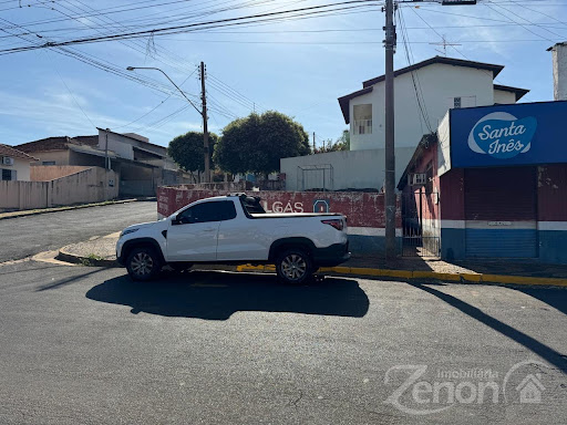 Venda de Imóvel comercial no centro de Adamantina, 576m² terreno 
