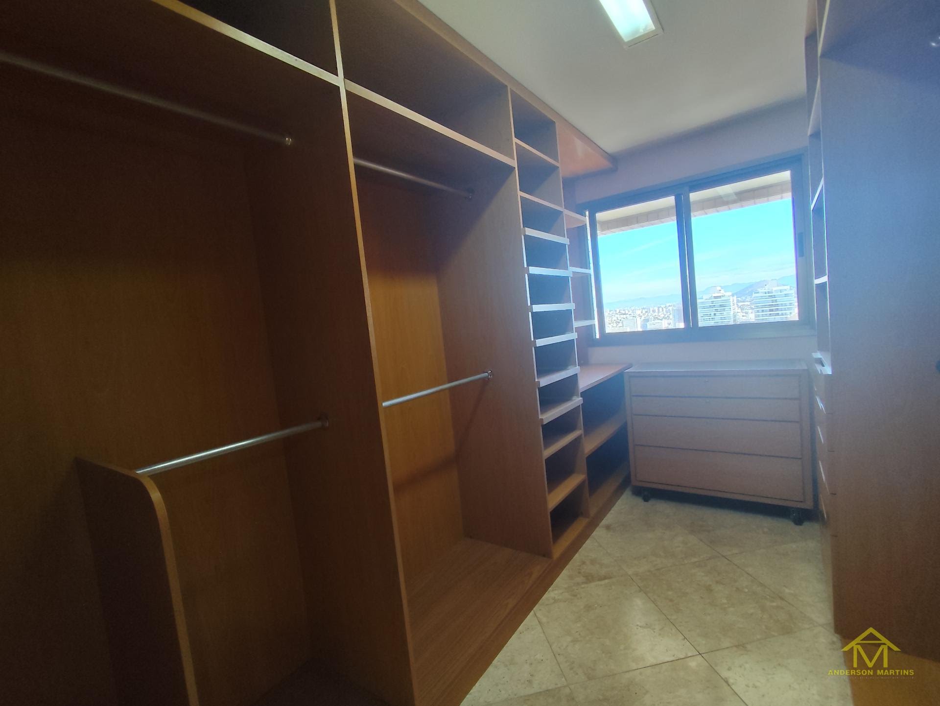 Cobertura à venda com 4 quartos, 4 banheiros, 4 vagas e 377m² no Praia da Costa, Vila Velha (ES) — foto 17 de 20