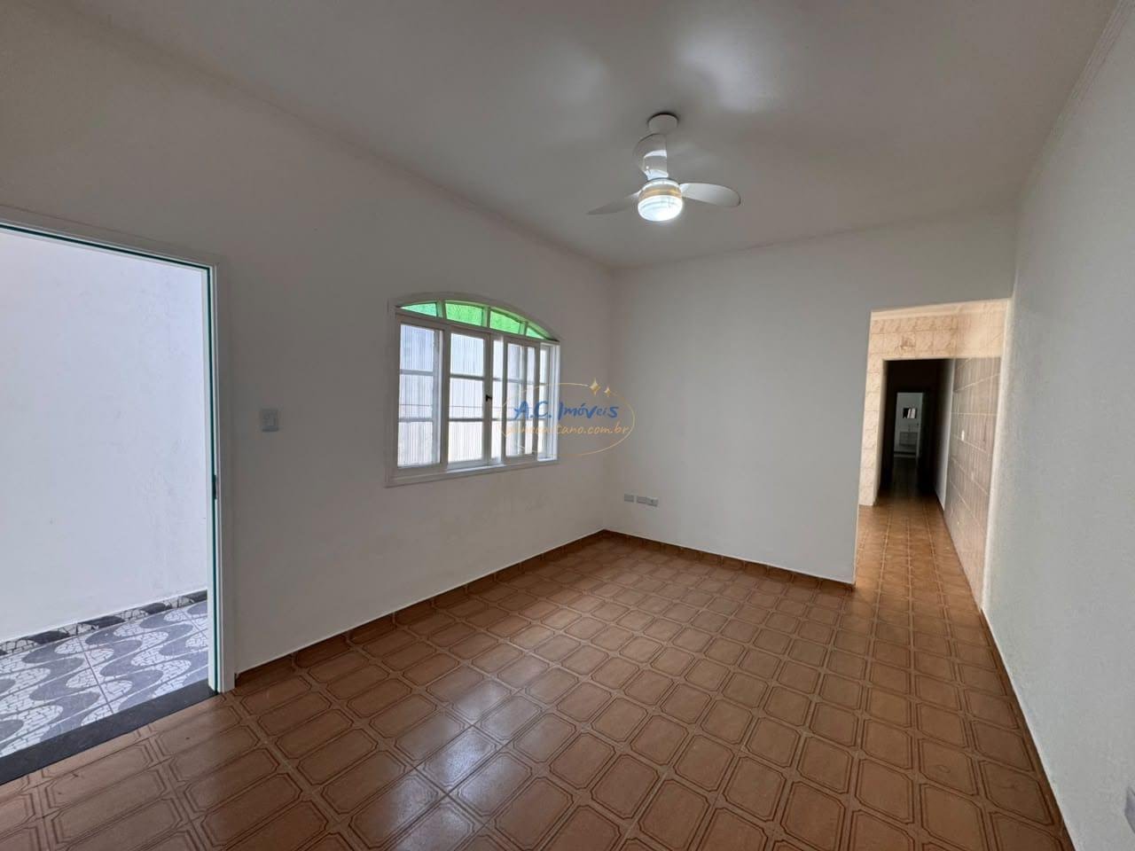 Casa à venda com 3 quartos, 1 suíte, 2 vagas e 92m² no Boqueirão, Praia Grande (SP) — foto 17 de 22