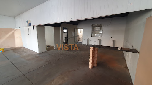 Barracão no Centro - São João da Boa Vista