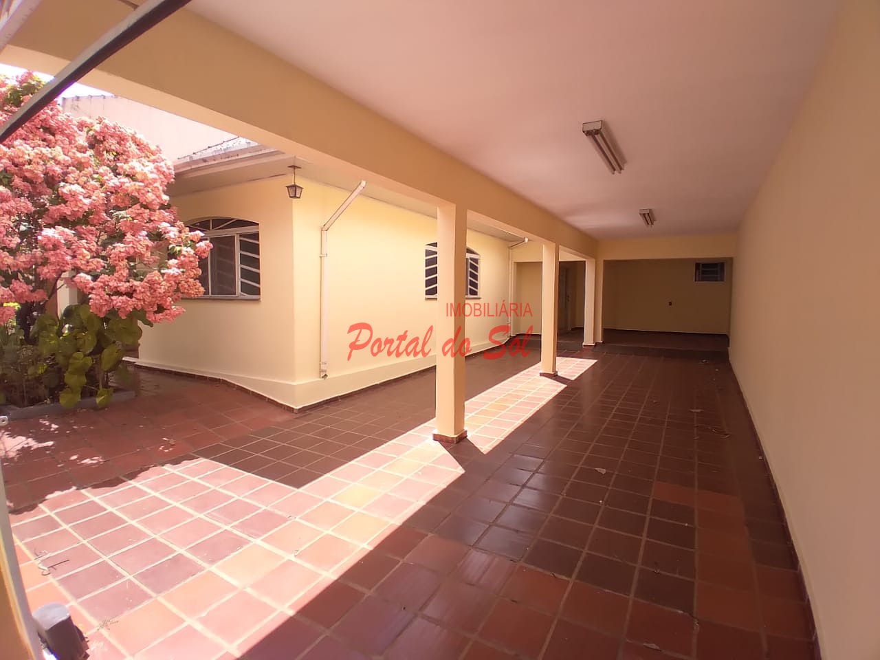 Casa à venda com 3 quartos, 1 suíte, 4 vagas e 441m² no Centro, Santo Antônio da Platina (PR) — foto 2 de 19