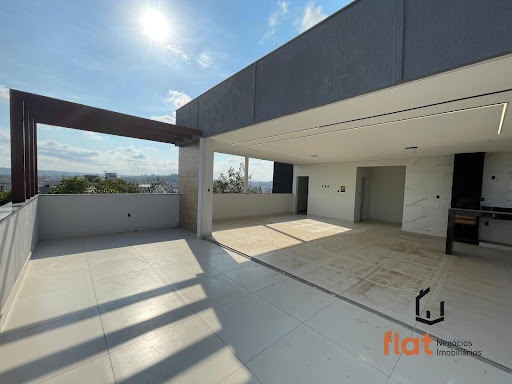 Cobertura à Venda no bairro São José, Pará de Minas, 3 Quartos, 154m²