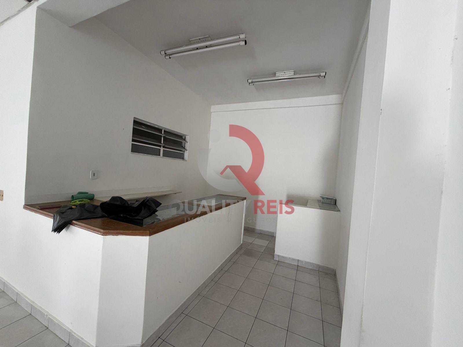 Loja-Salão, 300 m² - Foto 2