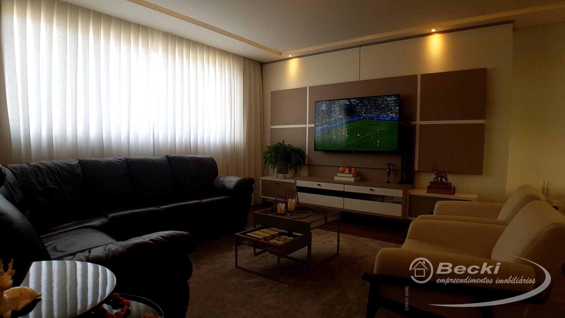 Apartamento à venda com 3 quartos, 1 suíte, 2 vagas e 133m² no Petrópolis, Joinville (SC) — foto 13 de 25