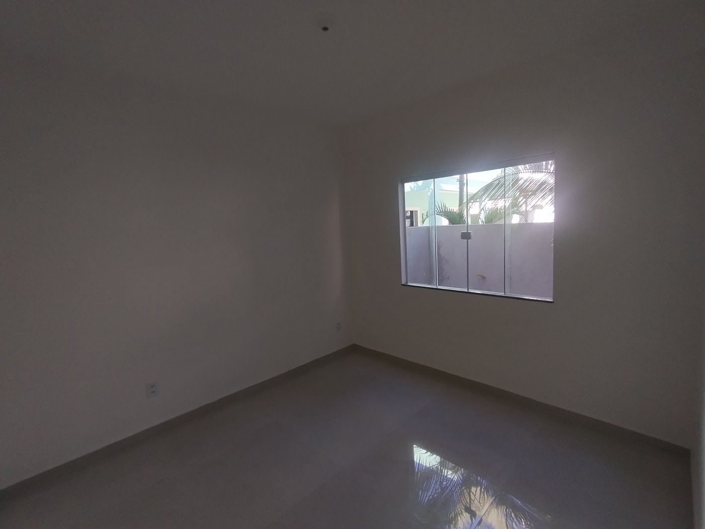 Casa à venda com 3 quartos, 1 suíte, 2 vagas e 224m² no Verdes Mares, Rio das Ostras (RJ) — foto 6 de 8