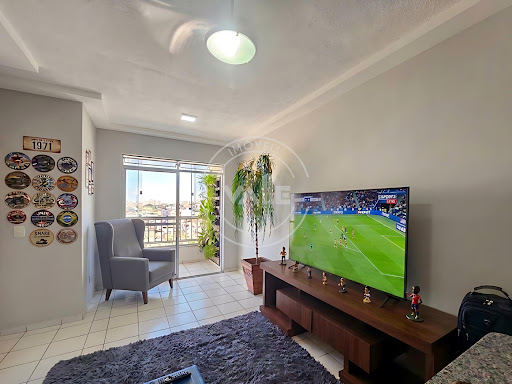 Apartamento com elevador, andar alto e vista livre em Santa Inês - Vila Velha