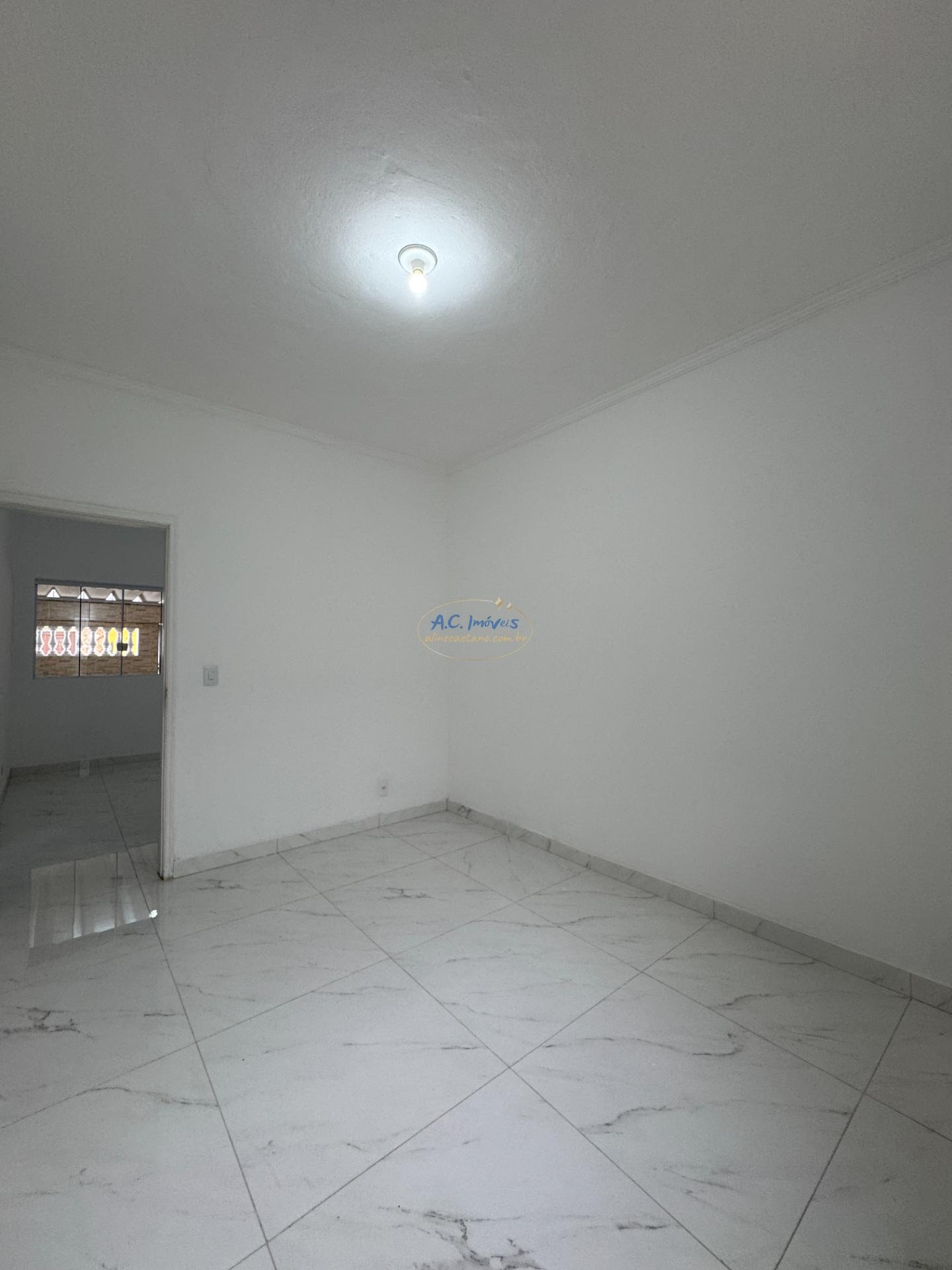 Casa à venda com 2 quartos, 1 suíte, 2 vagas e 72m² no Boqueirão, Praia Grande (SP) — foto 10 de 28