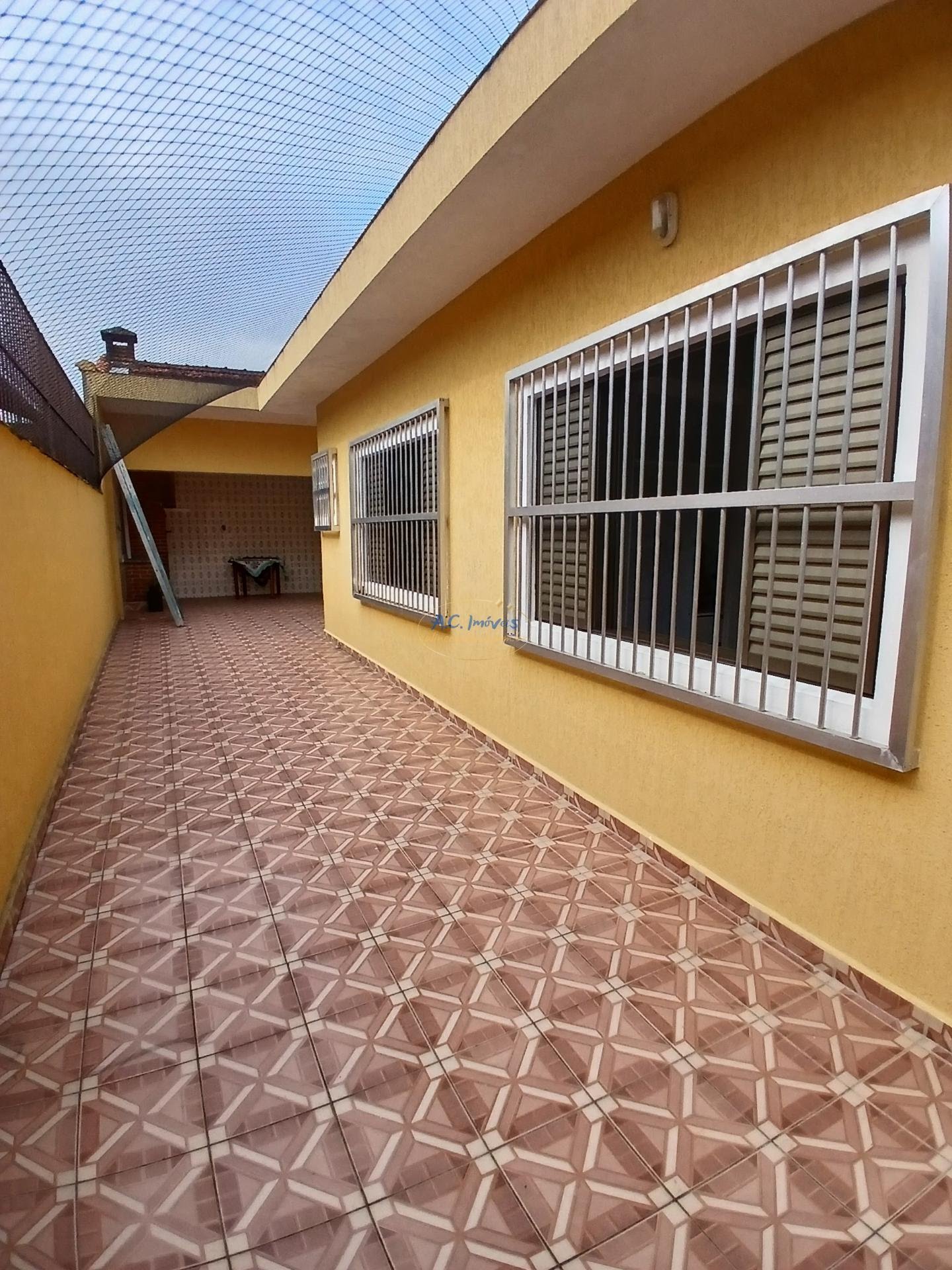 Casa à venda com 3 quartos, 1 suíte, 4 vagas e 130m² no Caiçara, Praia Grande (SP) — foto 19 de 30