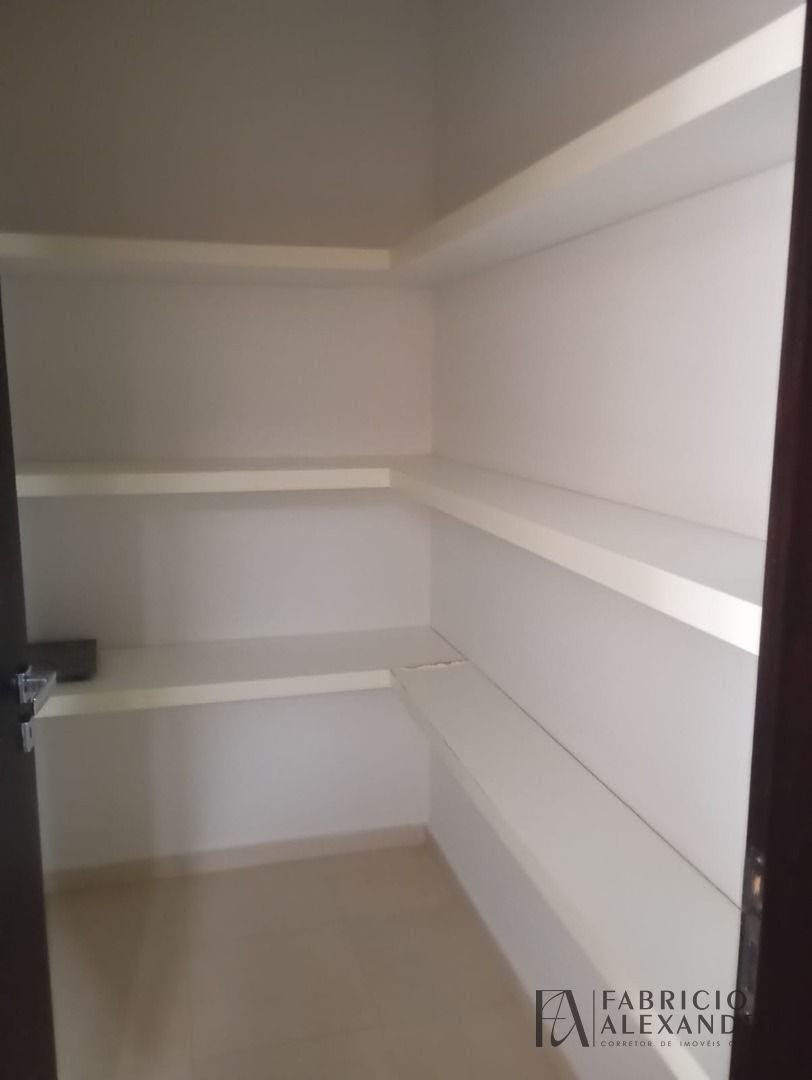 Casa à venda com 3 quartos, 3 suítes, 4 vagas e 215m² no Residencial Gaivota I, São José do Rio Preto (SP) — foto 10 de 30
