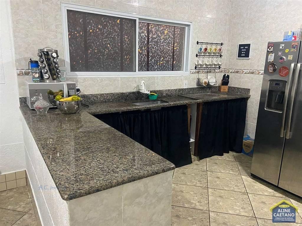 Casa à venda com 3 quartos, 1 suíte, 2 vagas e 118m² no Canto do Forte, Praia Grande (SP) — foto 8 de 21