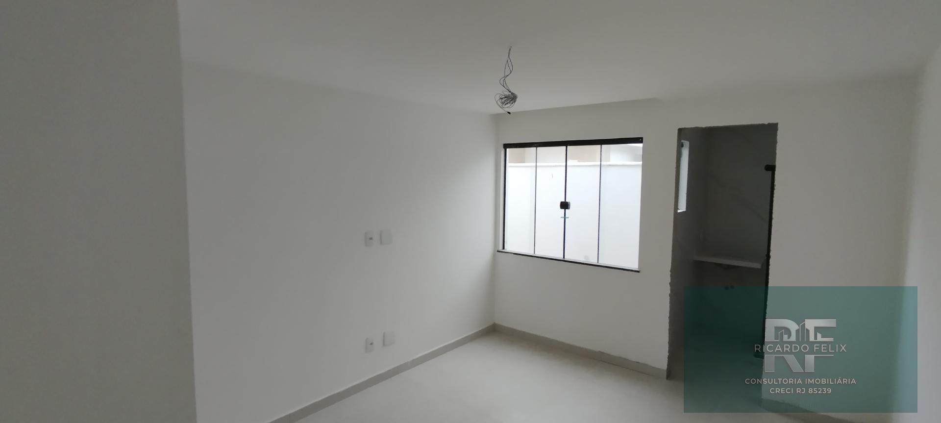 Casa à venda com 3 quartos, 1 suíte, 2 vagas e 75m² no Extensão do Bosque, Rio das Ostras (RJ) — foto 9 de 16