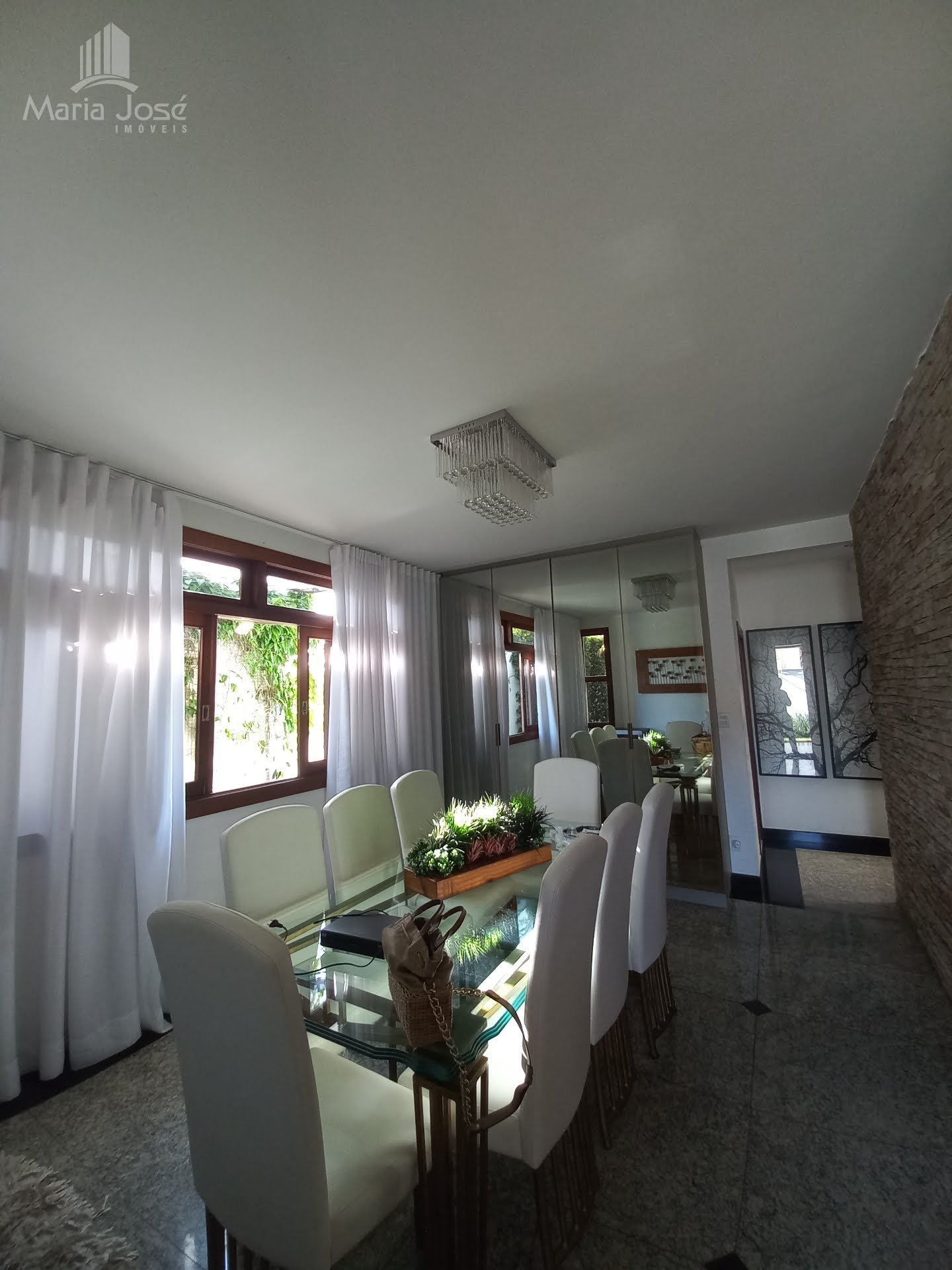 Casa à venda com 7 quartos, 1 suíte, 4 vagas e 700m² no Novo Horizonte, Sete Lagoas (MG) — foto 9 de 30