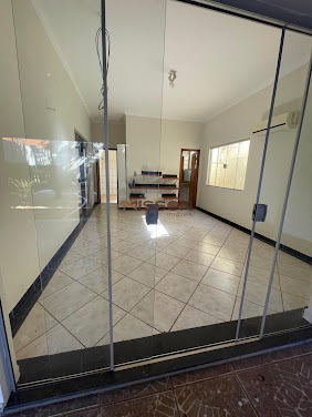 Casa em Vila Olímpica  -  Uberaba