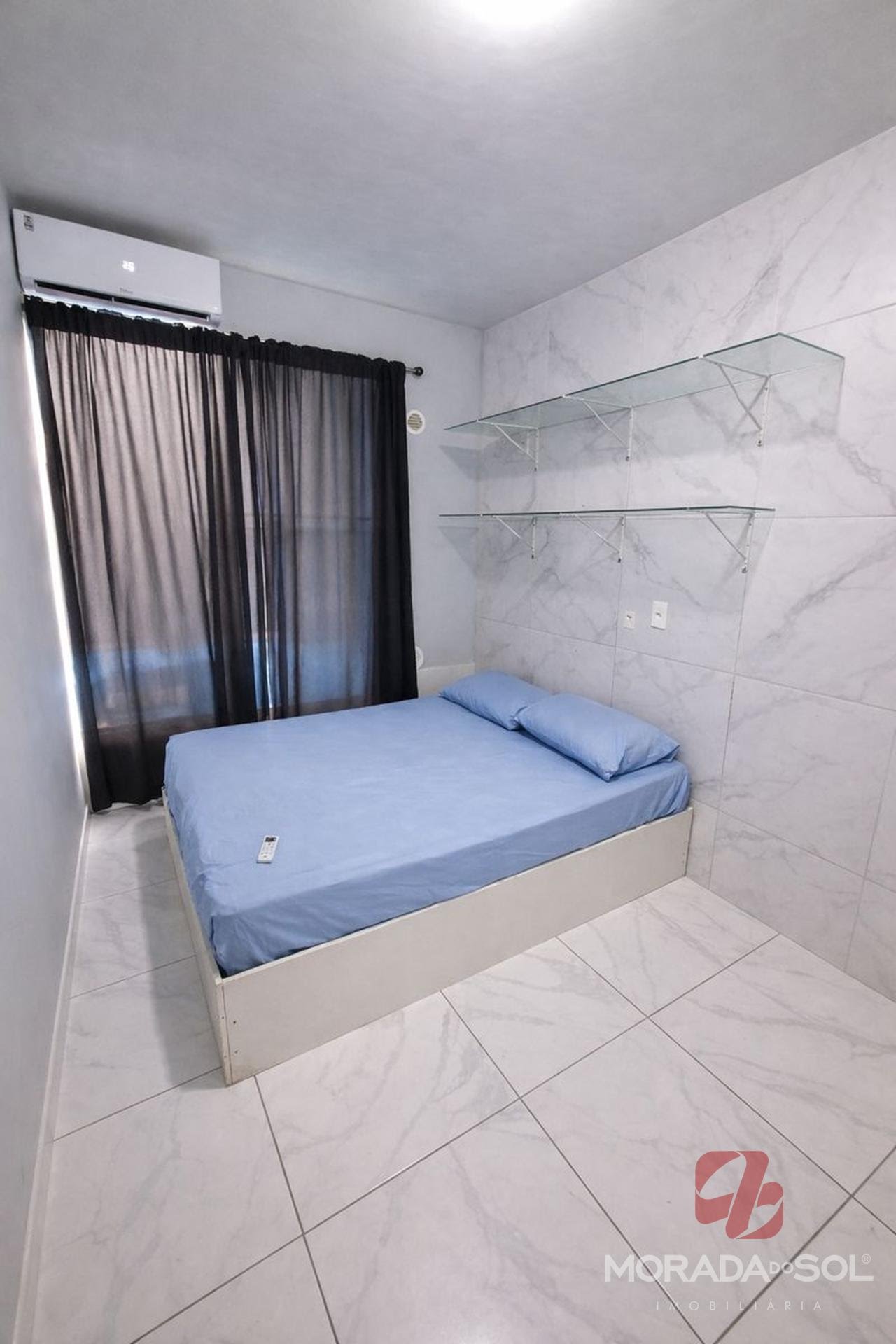 Quarto separado
