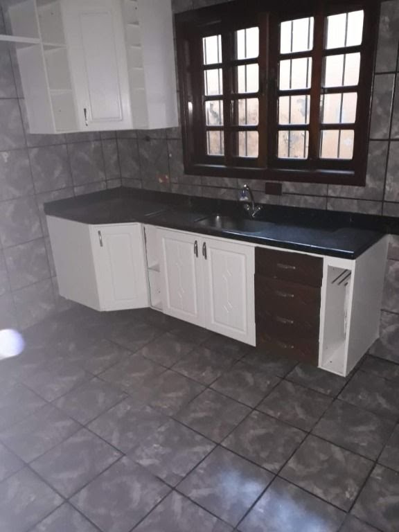 Casa à venda com 3 quartos, 3 suítes, 4 vagas e 173m² no Jardim Monte Serrat, Santa Isabel (SP) — foto 9 de 19