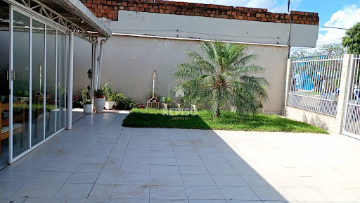 Casa à Venda em Uruguaiana: 2 Dorms e Suíte por R$350 mil