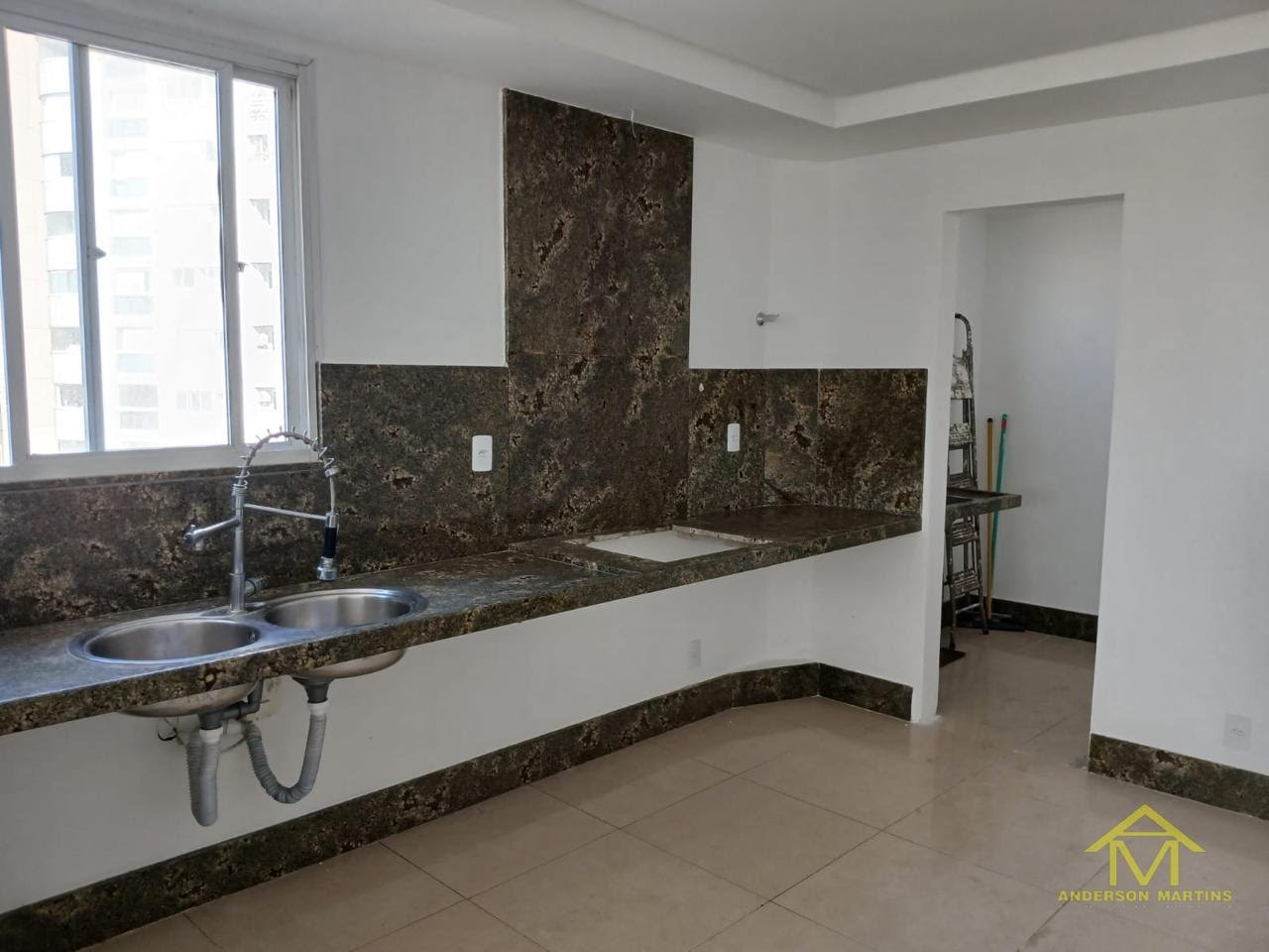 Cobertura à venda com 5 quartos, 3 banheiros, 2 vagas e 205m² no Itapuã, Vila Velha (ES) — foto 14 de 18