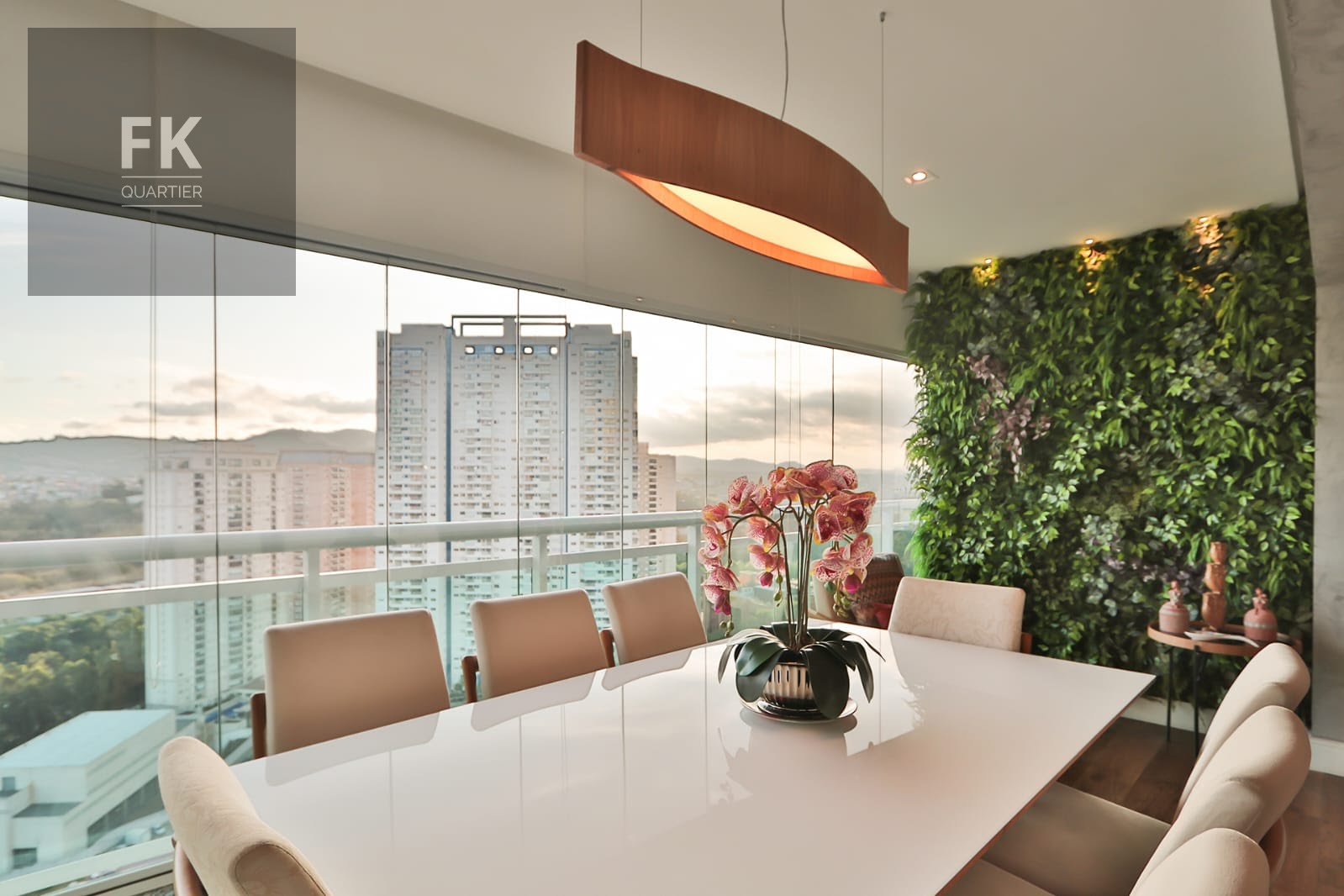 Apartamento à venda com 3 quartos, 3 suítes, 3 vagas e 138m² no Alphaville Empresarial, Barueri (SP) — foto 2 de 14