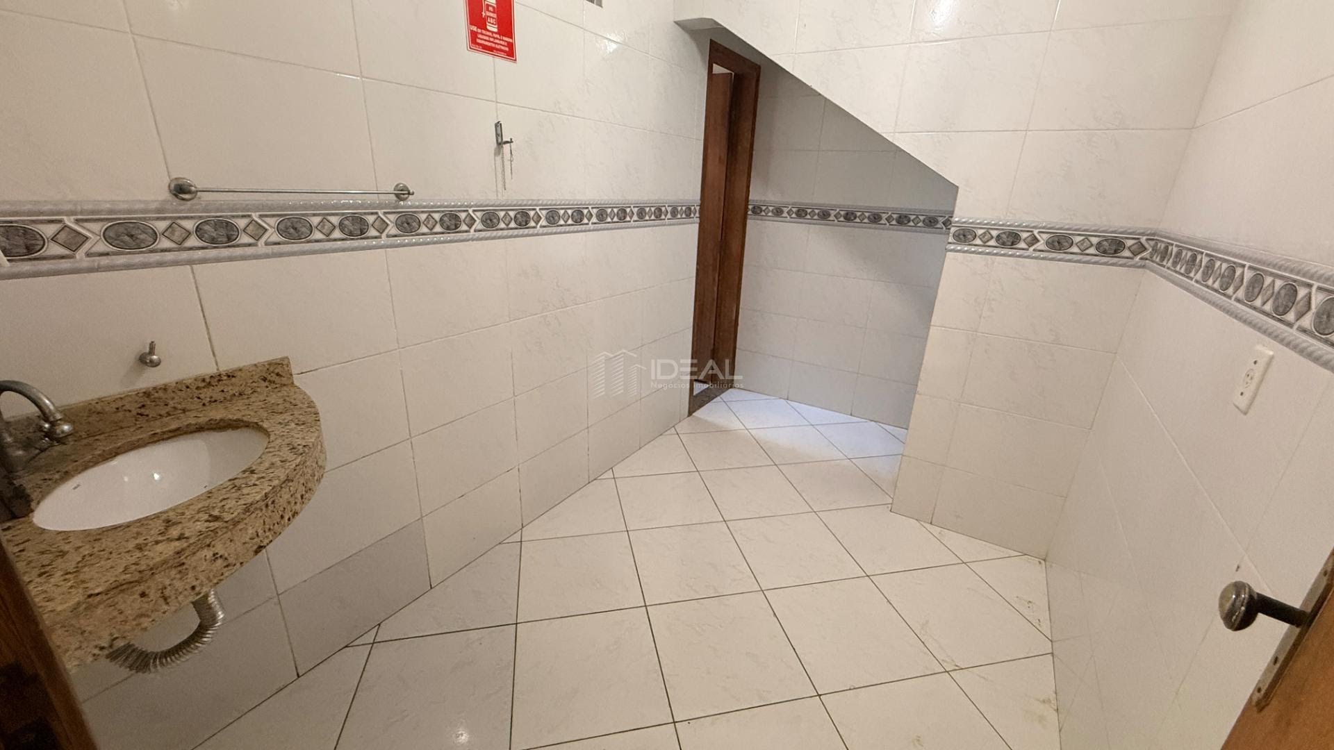 Comercial para alugar com 3 banheiros e 310m² no Parque Aurora, Campos dos Goytacazes (RJ) — foto 8 de 26