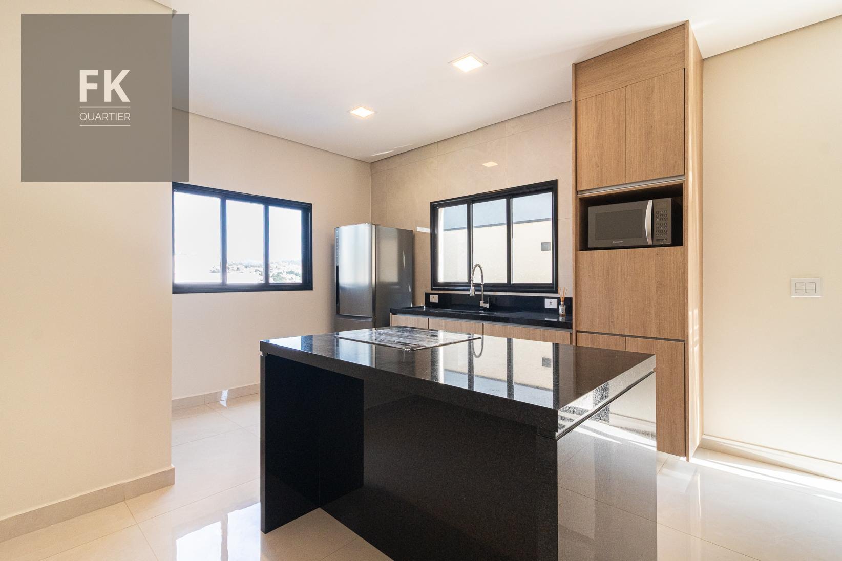 Casa à venda com 3 quartos, 1 suíte, 2 vagas e 177m² no Villas do Jaguari, Santana de Parnaíba (SP) — foto 21 de 26