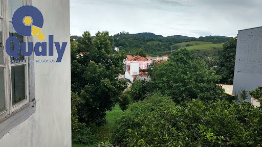 vista panorâmica/acesso ao quintal