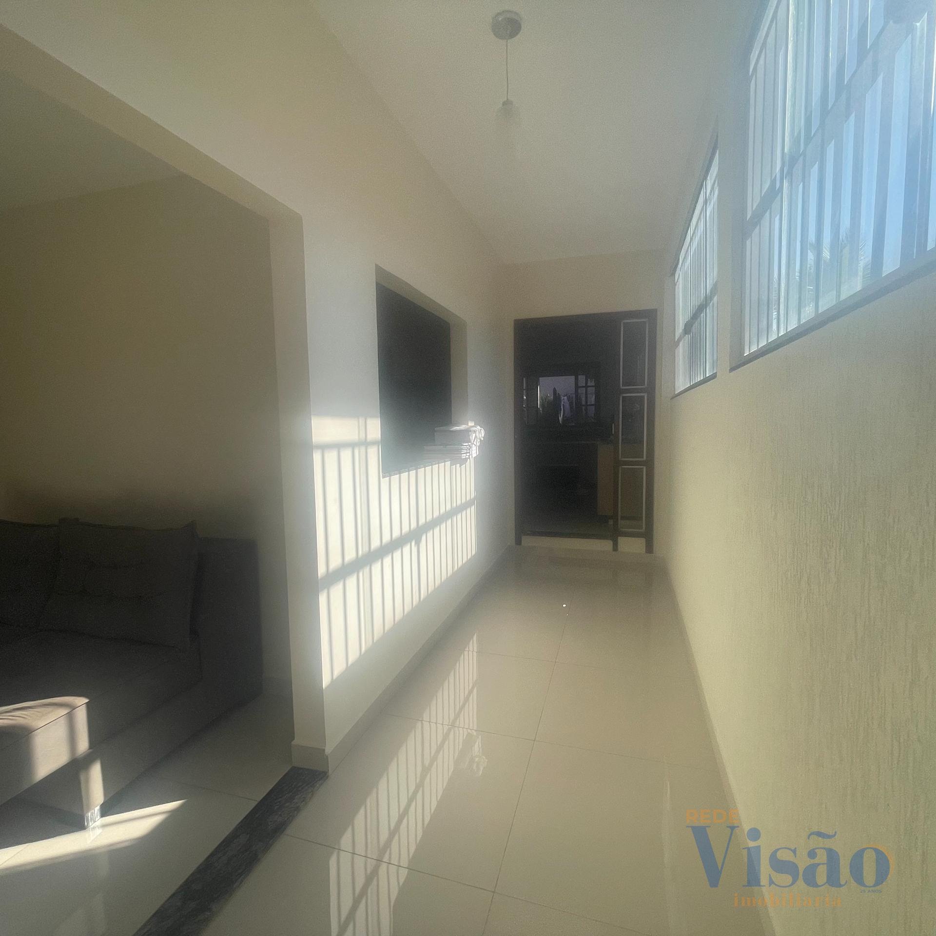 Casa à venda com 3 quartos, 1 suíte, 2 vagas e 150m² no Bairro Vila Mariana, Paracatu (MG) — foto 8 de 27