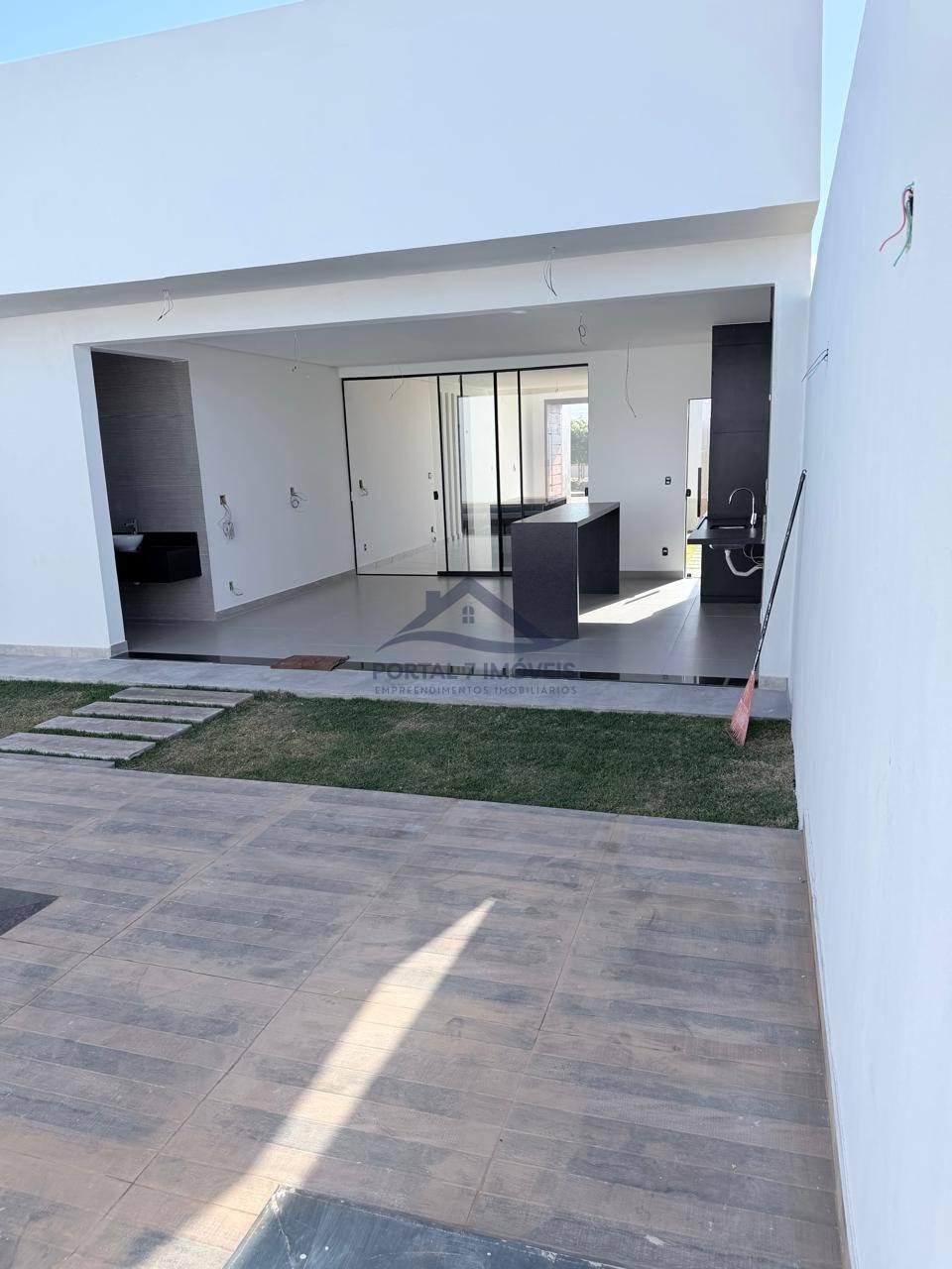 Casa à venda com 2 quartos, 1 suíte, 4 vagas e 219m² no Residencial Montserrat, Sete Lagoas (MG) — foto 9 de 26