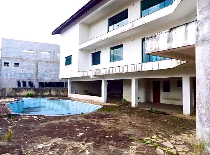 Casa à venda com 5 quartos, 2 suítes, 8 vagas e 740m² no Center Ville, Arujá (SP) — foto 4 de 16