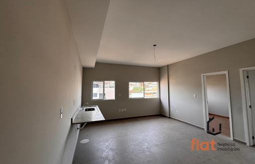Apartamento à venda no Centro de Pará de Minas, 2 quartos, 60m²