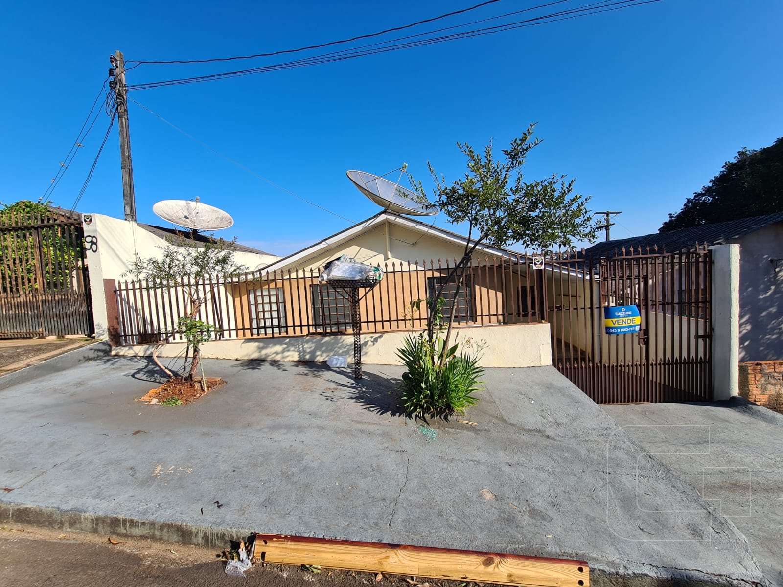 Casa à venda com 4 quartos, 1 banheiro e 100m² no Nucleo Habitacional Dom Romeu Alberti, Apucarana (PR) — foto 2 de 15