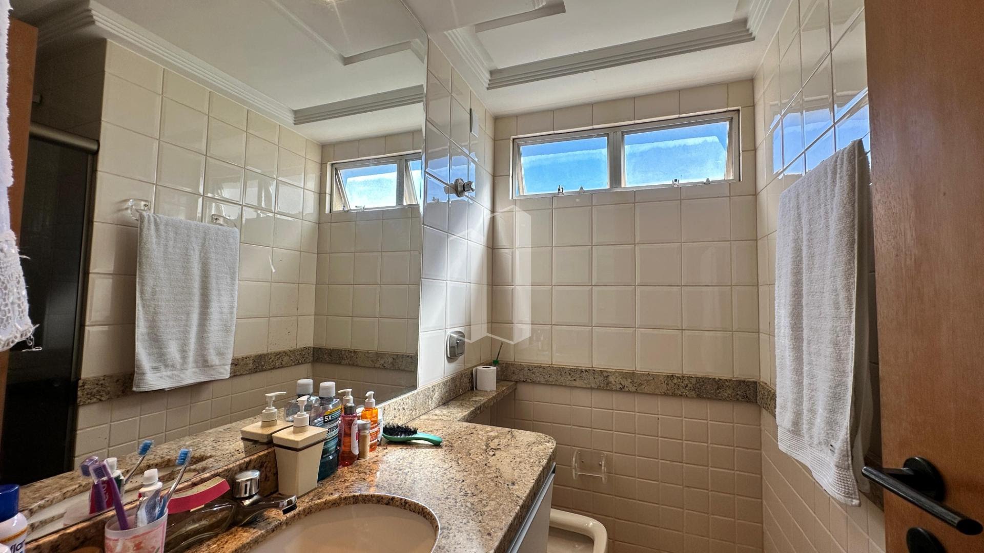 Apartamento à venda com 4 quartos, 2 suítes, 2 vagas e 140m² no Nova Suiça, Goiânia (GO) — foto 17 de 25