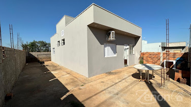 Casa à Venda em San Miguel 2 - Adamantina