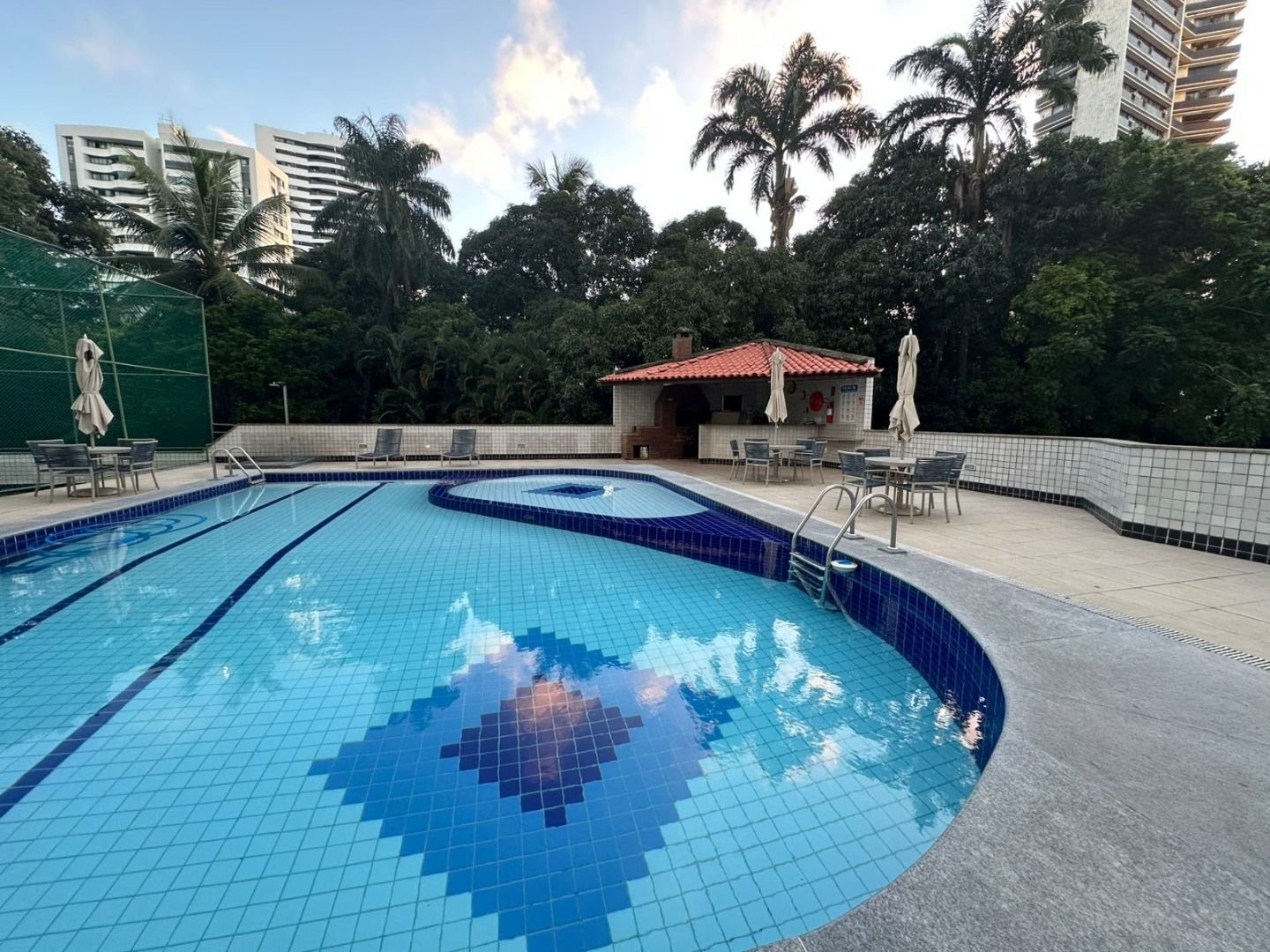 Apartamento à venda com 4 quartos, 3 suítes, 4 vagas e 238m² no Parnamirim, Recife (PE) — foto 24 de 26