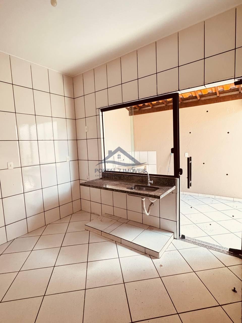 Casa para alugar com 2 quartos, 1 banheiro e 2 vagas no Olinto Alvin, Sete Lagoas (MG) — foto 10 de 12