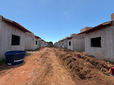 Casa de Condomínio em Portal Caioba  -  Campo Grande
