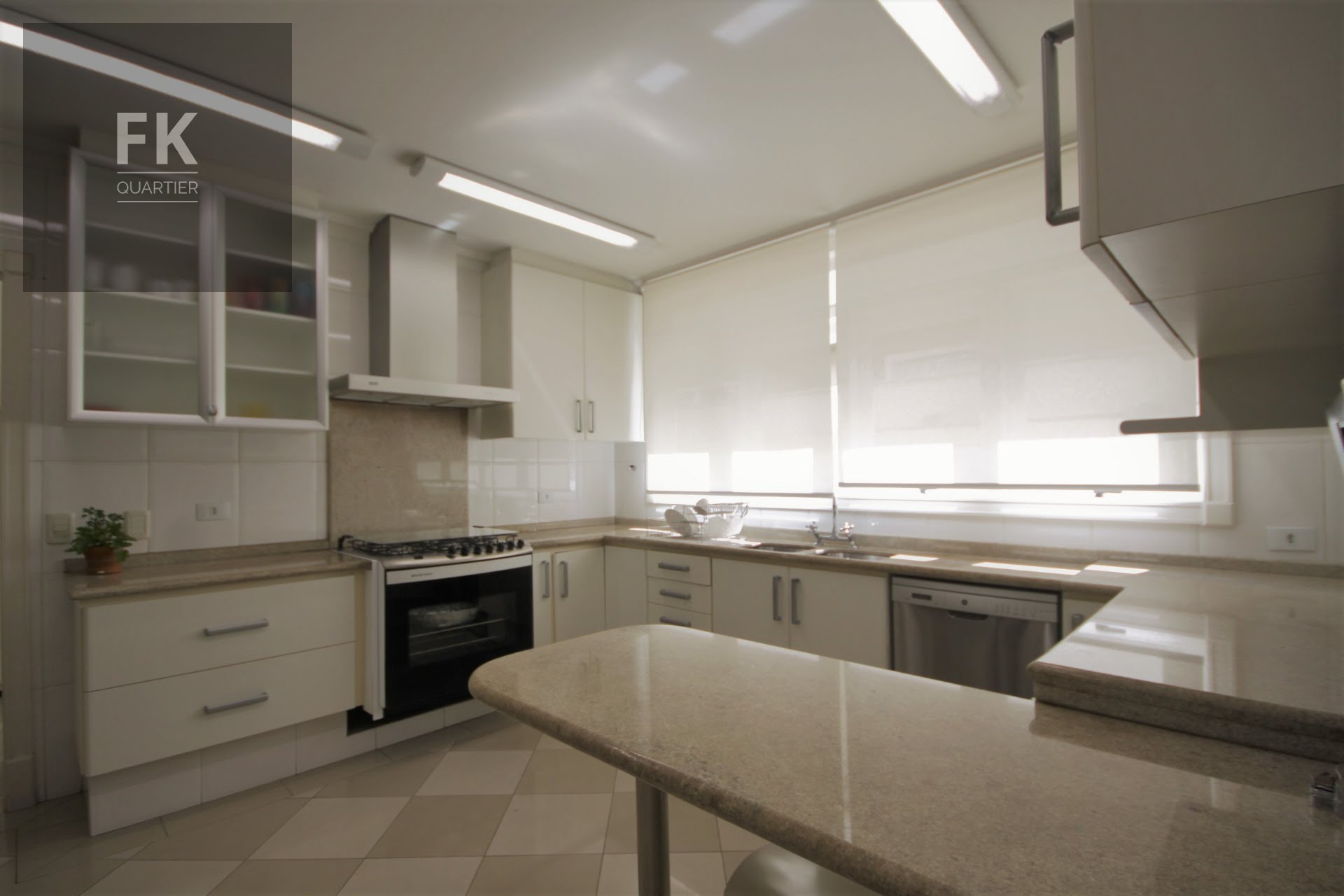 Casa para alugar com 5 quartos, 5 suítes, 6 vagas e 703m² no Alphaville Residencial Dois, Barueri (SP) — foto 11 de 30
