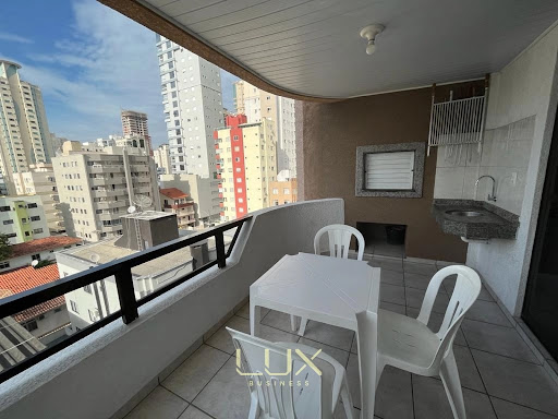 Apartamento 03 Dorm. em Meia Praia  -  Itapema