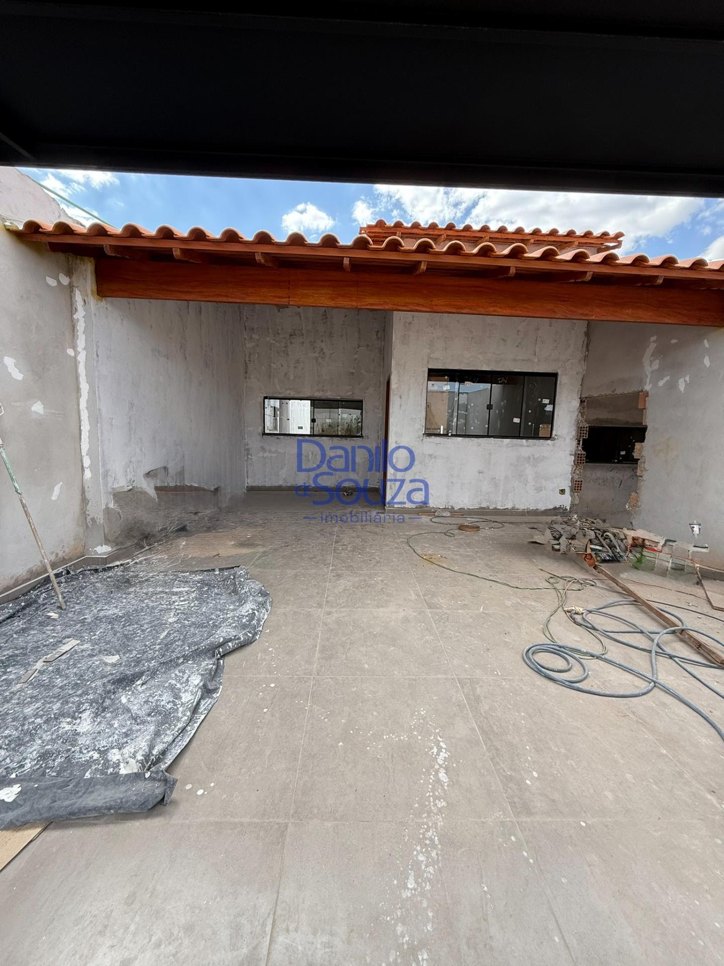 Casa à venda com 3 quartos, 1 banheiro e 150m² no Parque das Mangabeiras V, Araxá — foto principal