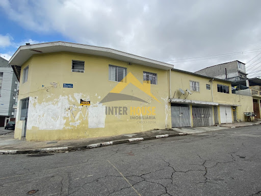 Casa em Jardim Pazini  -  Taboão da Serra