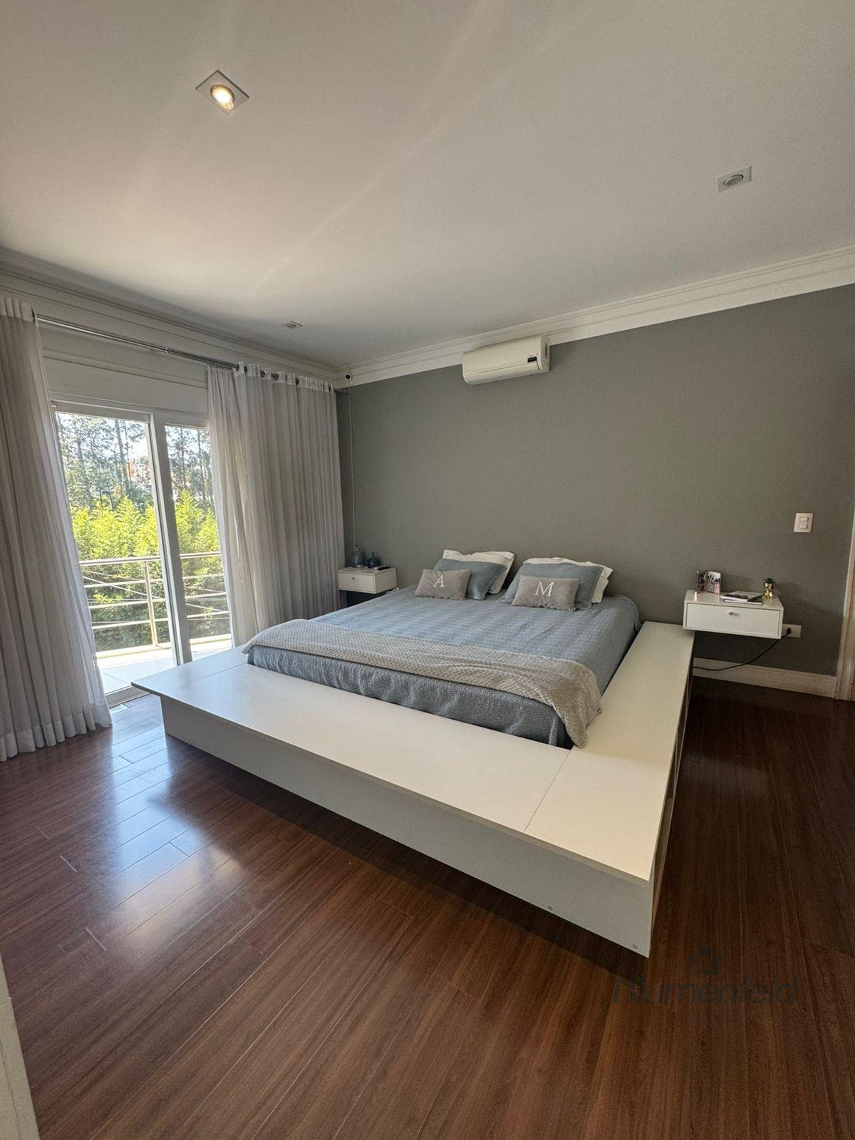 Casa à venda com 4 quartos, 4 suítes, 3 vagas e 344m² no Condomínio Real Park, Arujá (SP) — foto 7 de 18