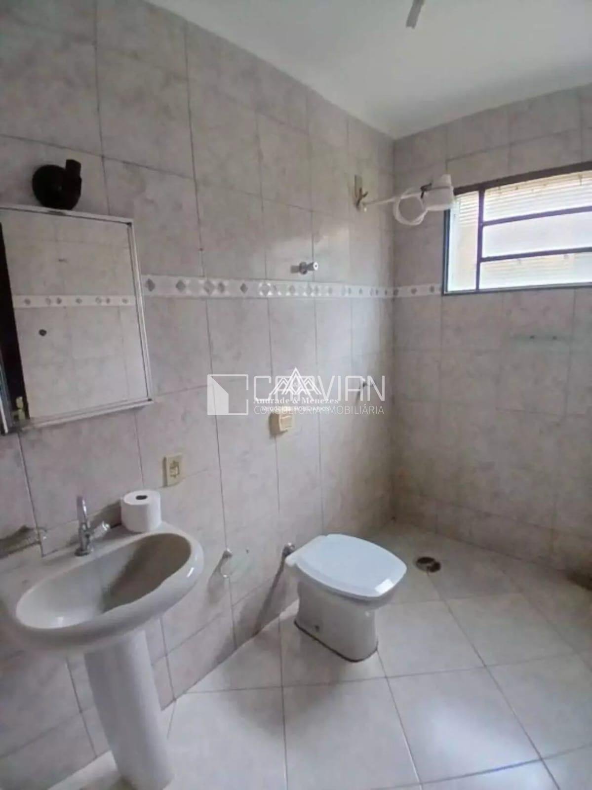 Casa à venda com 2 quartos, 1 suíte, 2 vagas e 138m² no Jardim Zara, Ribeirão Preto (SP) — foto 16 de 17