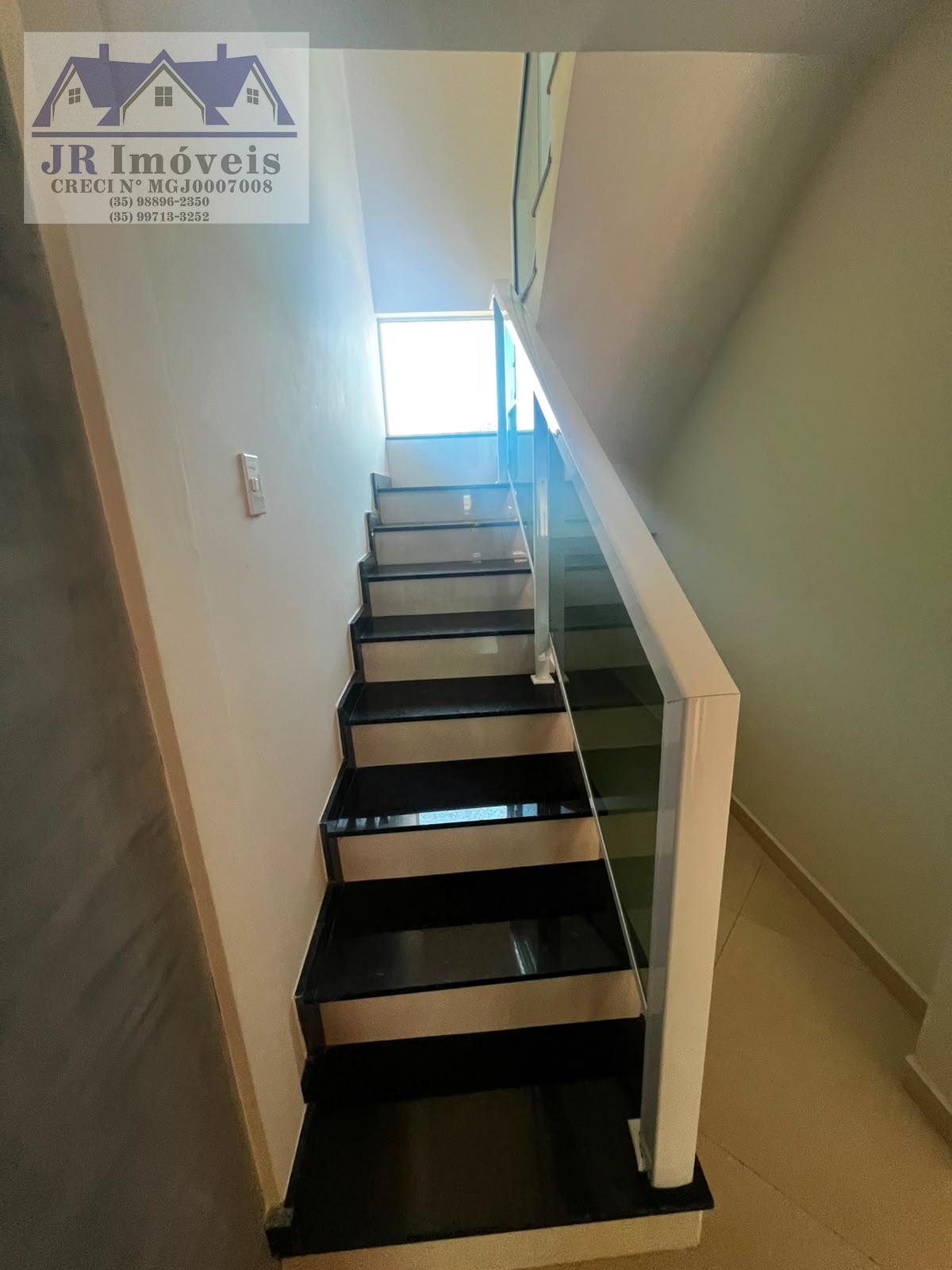 Casa para alugar com 2 quartos, 1 suíte e 2 vagas no Centro, Piranguinho (MG) — foto 13 de 17