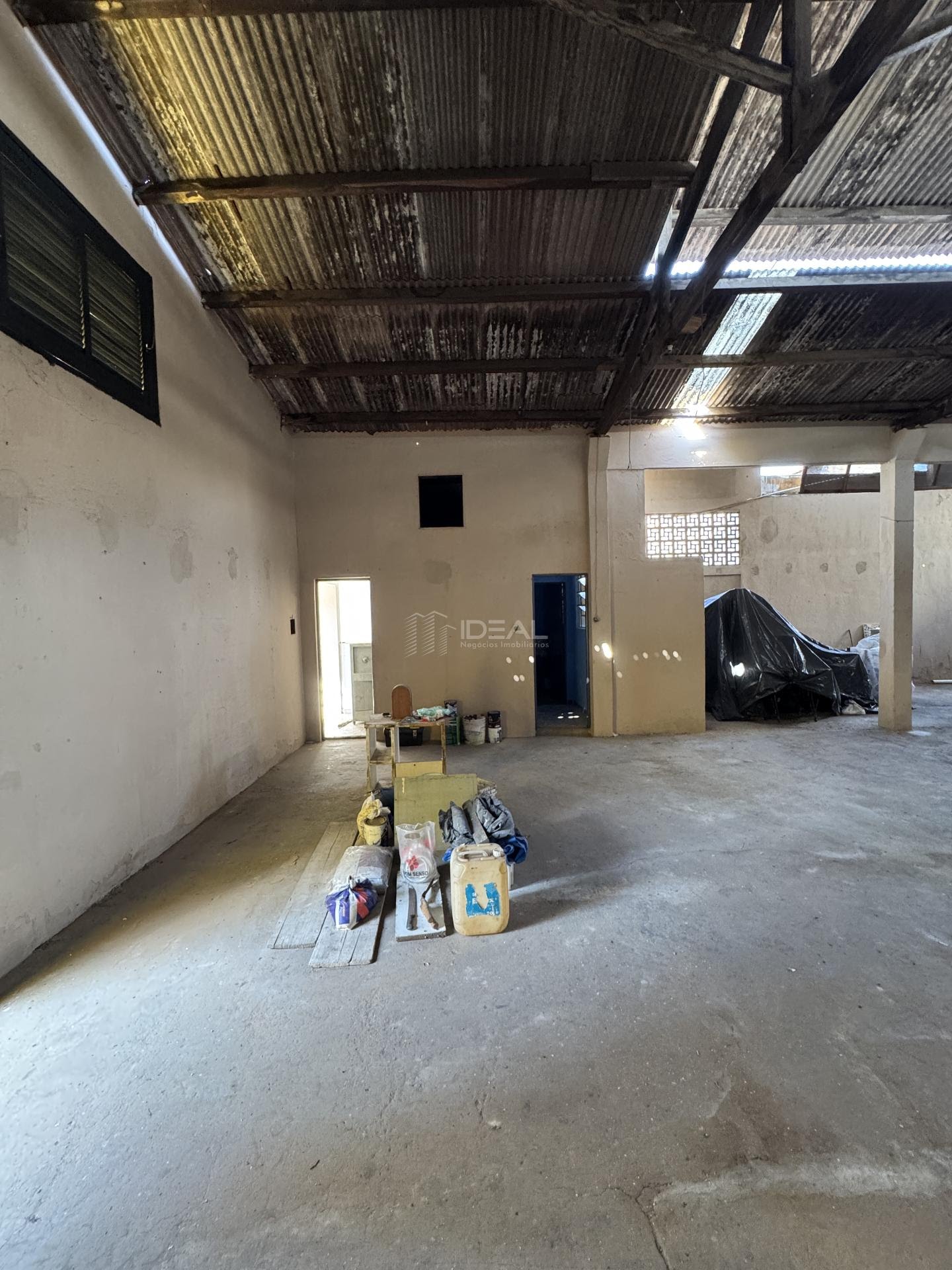 Comercial para alugar com 1 banheiro, 2 vagas e 269m² no Parque Leopoldina, Campos dos Goytacazes (RJ) — foto 16 de 18