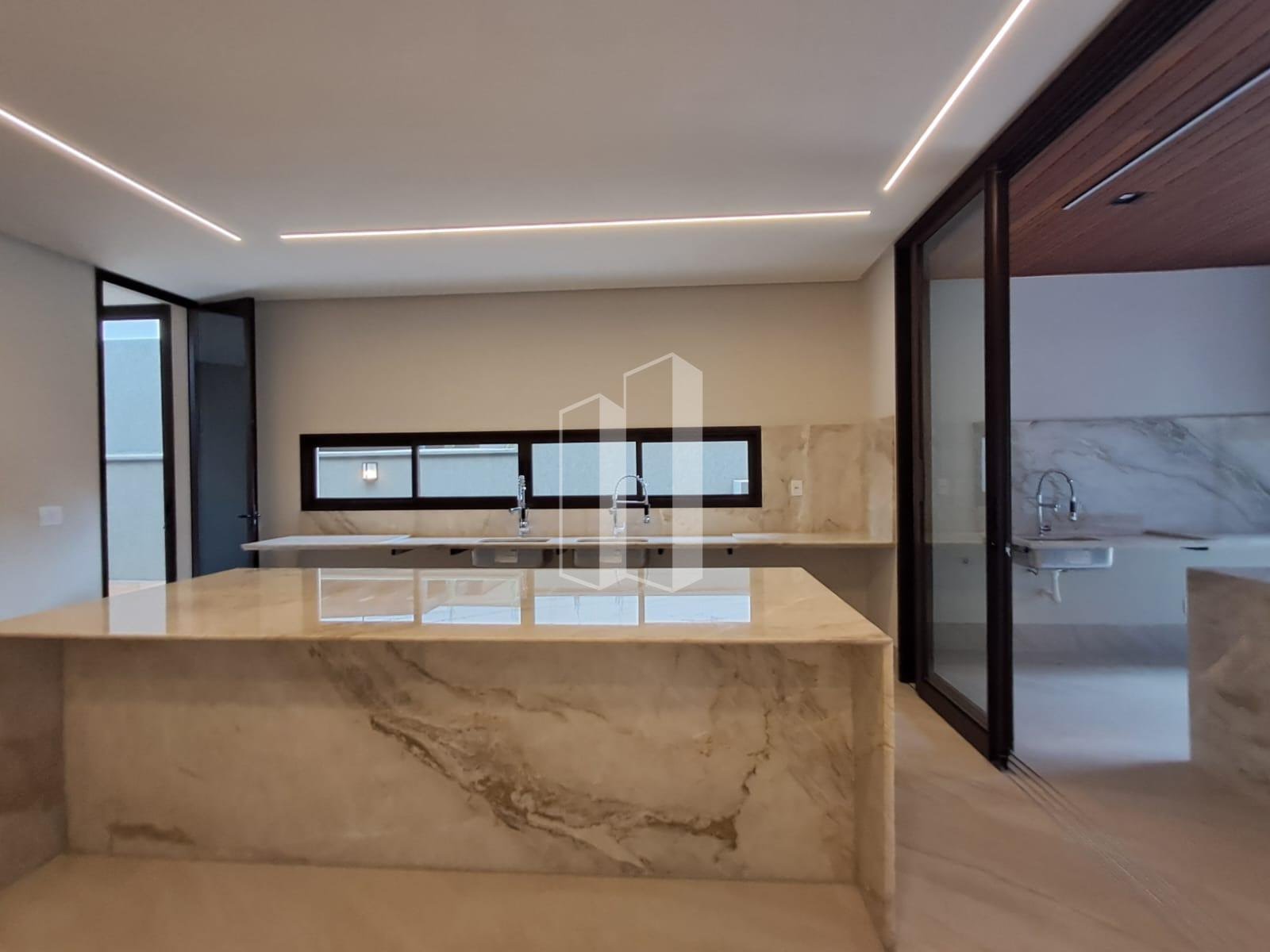 Casa à venda com 4 quartos, 4 suítes, 5 vagas e 336m² no Jardins Itália, Goiânia (GO) — foto 26 de 30