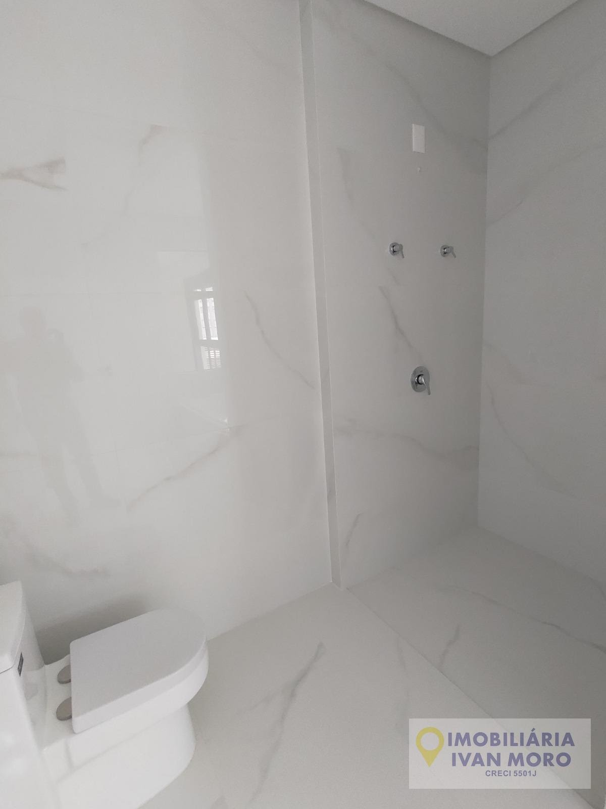 Apartamento à venda com 4 quartos, 4 suítes, 3 vagas e 198m² no Meia Praia, Itapema (SC) — foto 8 de 30