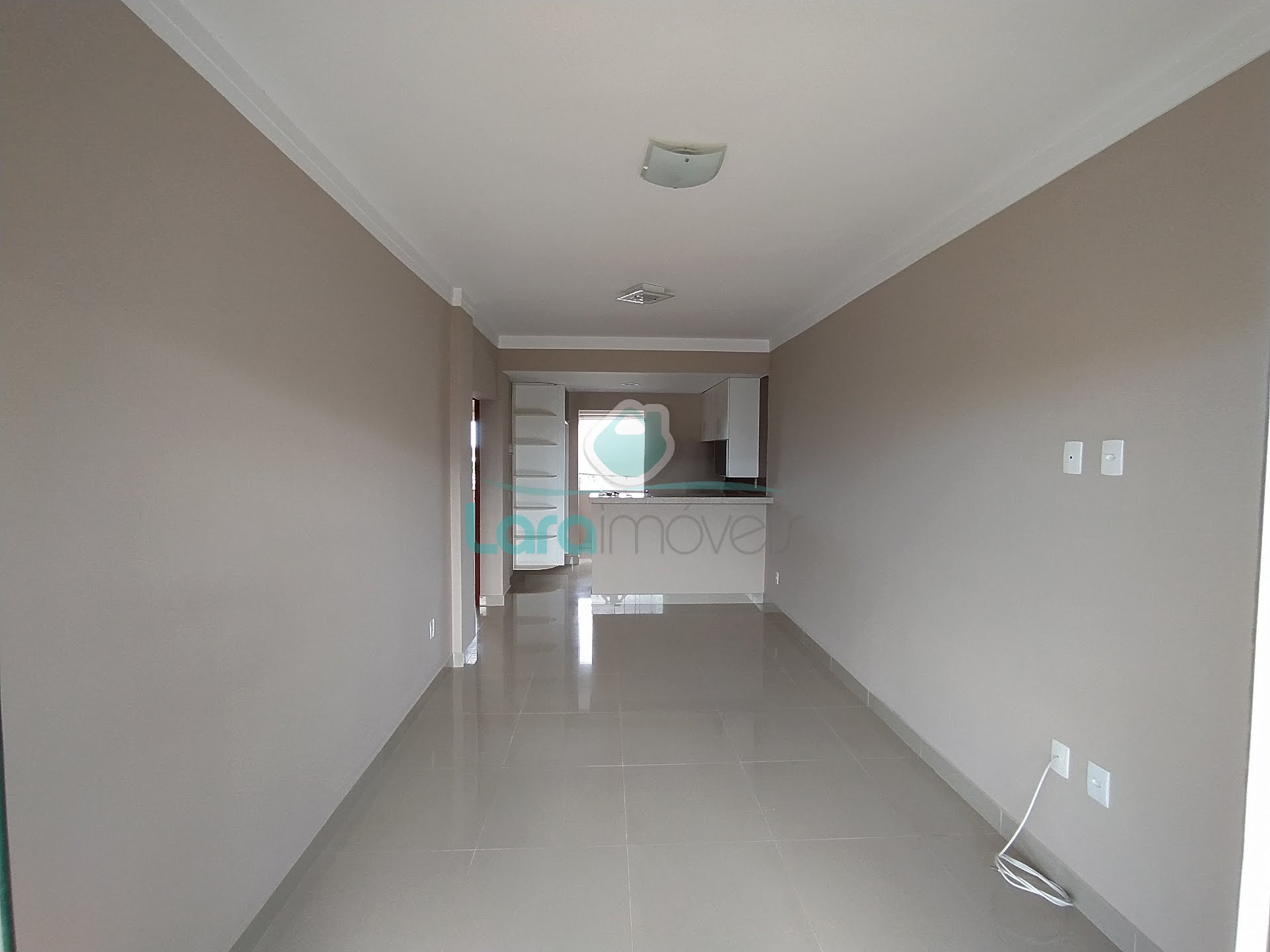 Apartamento para alugar com 2 quartos, 1 suíte, 1 vaga e 75m² no Jardim Guanabara, Macaé (RJ) — foto 2 de 18