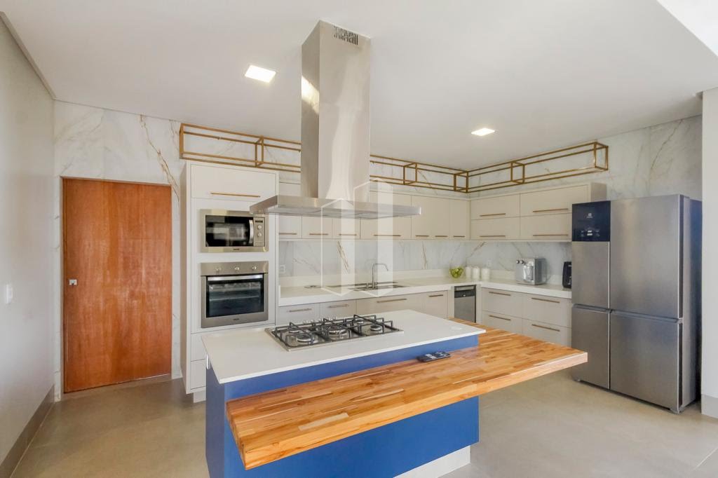 Casa à venda com 5 quartos, 5 suítes, 4 vagas e 615m² no Fazenda Vau das Pombas, Goiânia (GO) — foto 8 de 30